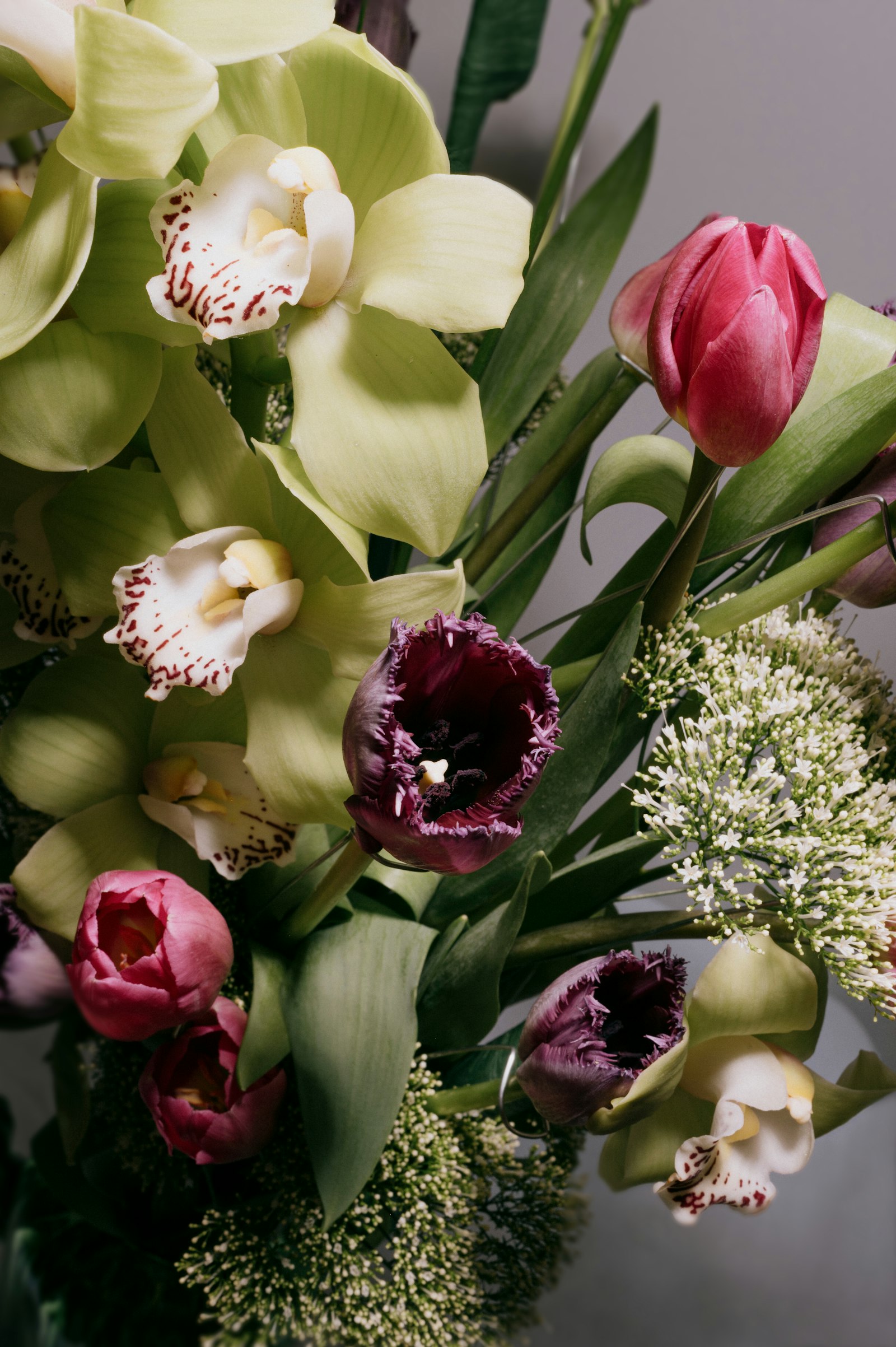 Elegant mixed bouquet
